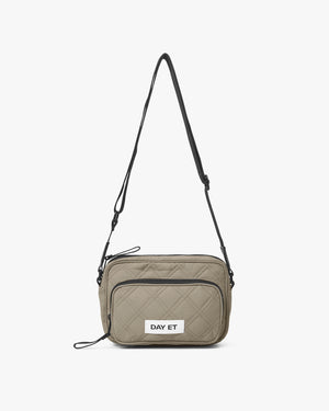 Day RE-Q Fenced SB S