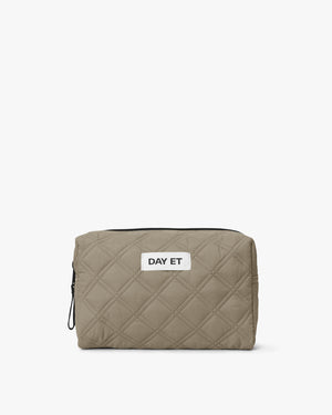 Day RE-Q Fenced Washbag S