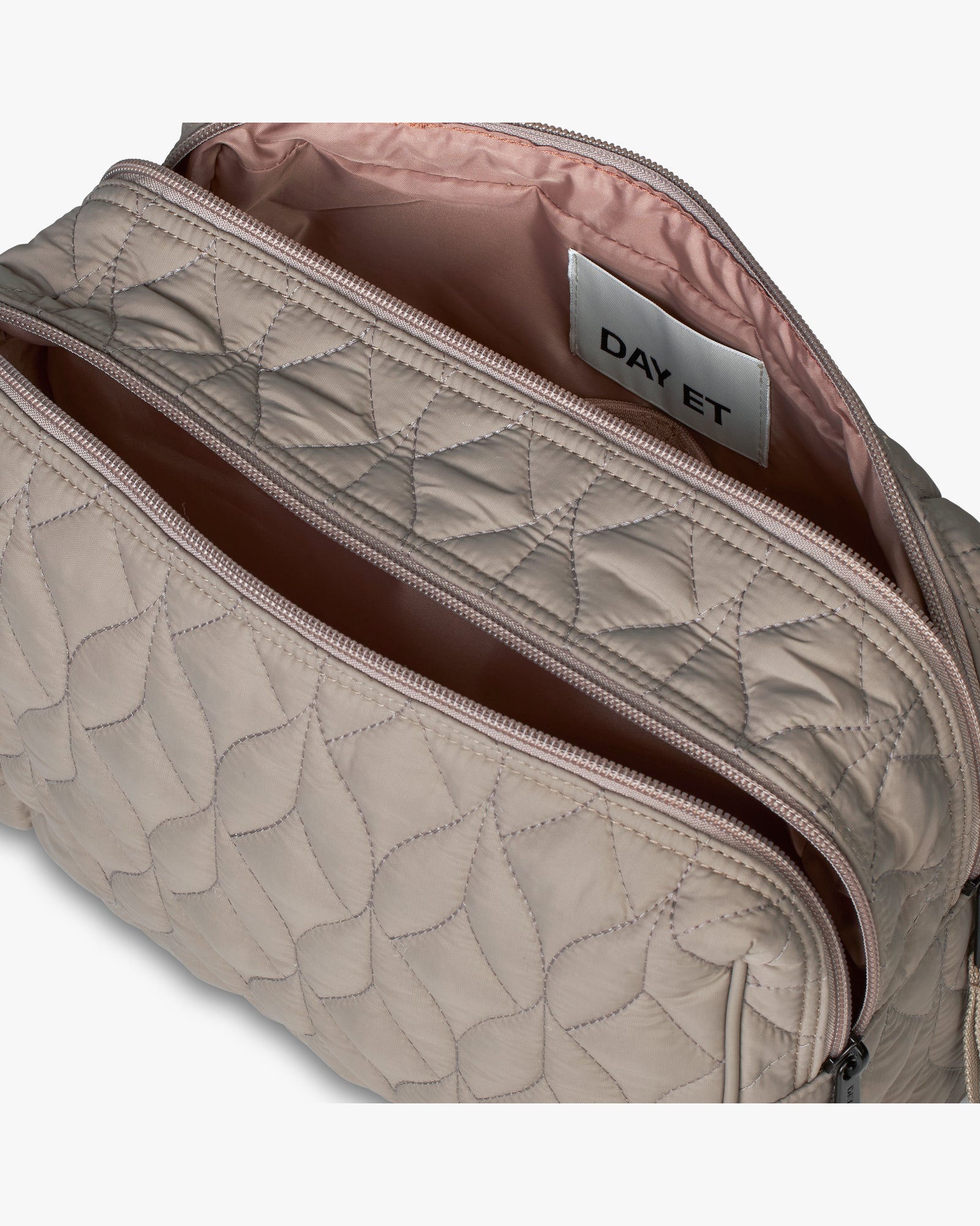 Day RE-Q Twist Washbag L